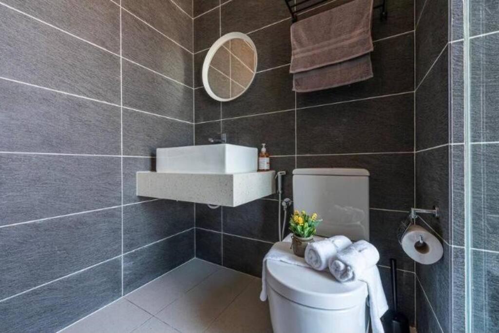 Cozy Mayfair Homestay Puchong Exterior foto